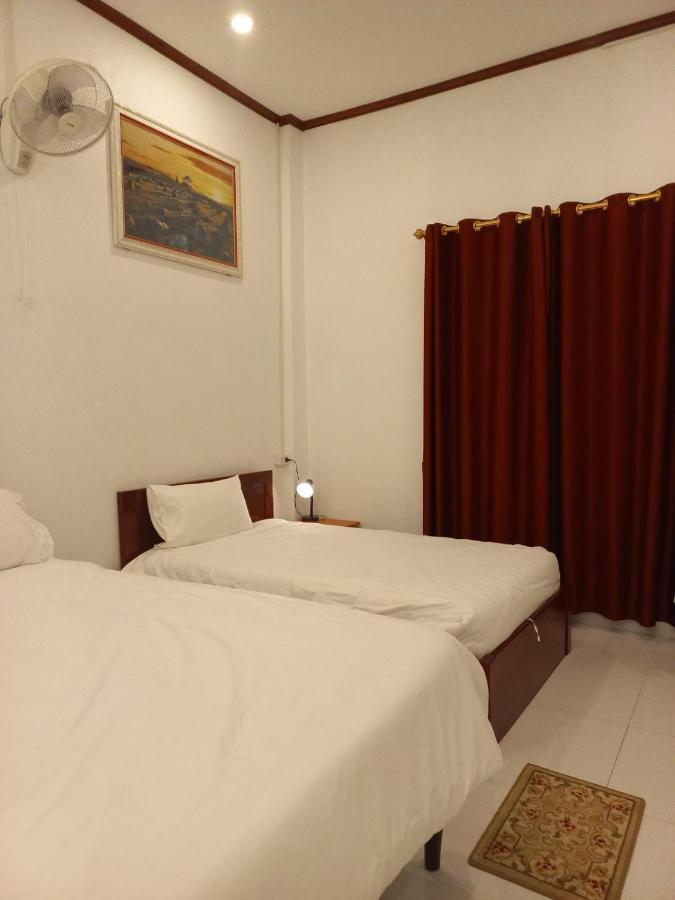 Sipanya Guesthouse Muang Phônsavan Exterior foto